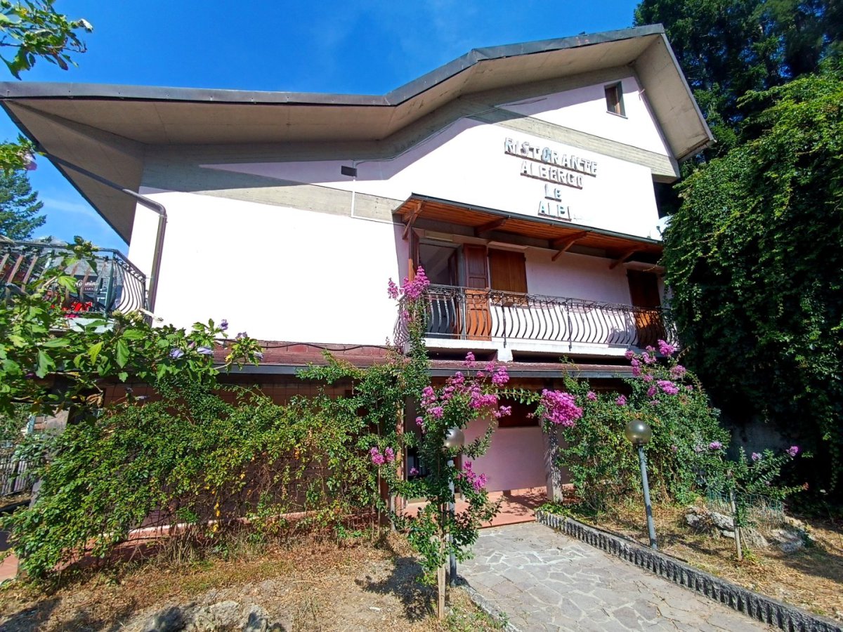 Detached for Sale Vagli Sotto Lucca, Sale Detached Vagli Sotto