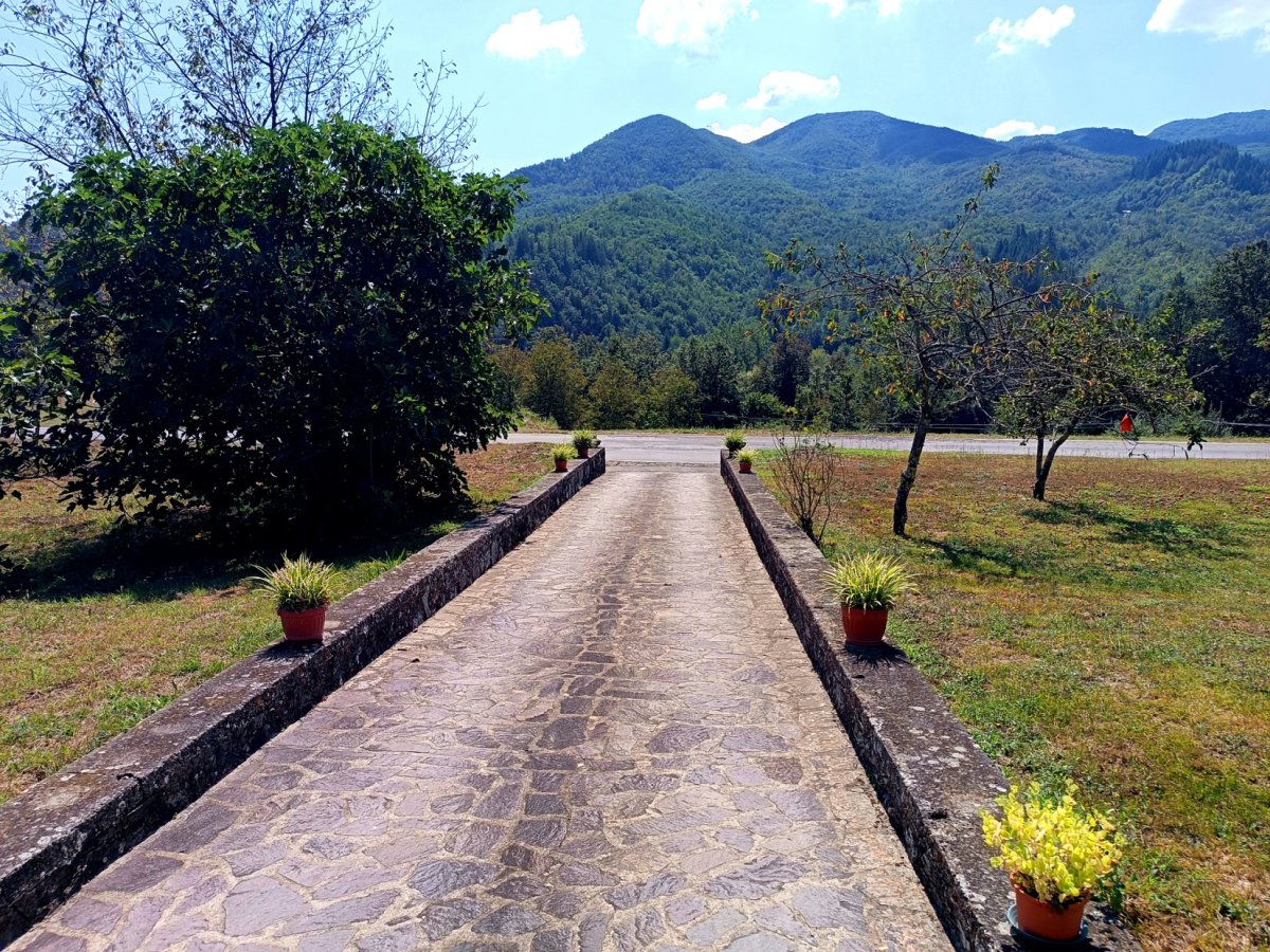 Semi-detached house for Sale Piazza al Serchio Lucca, Sale Semi-detached house Piazza al Serchio