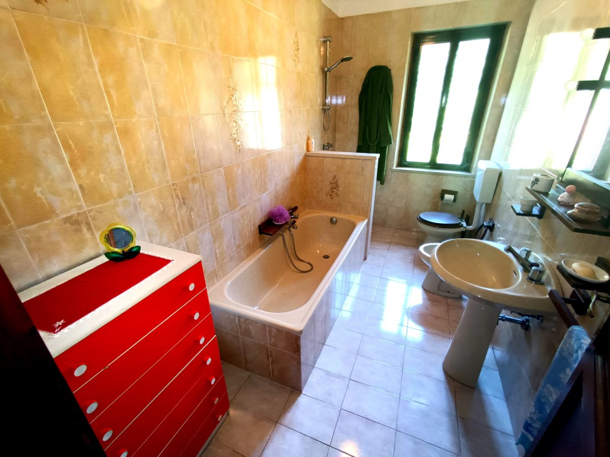Semi-detached house for Sale Piazza al Serchio Lucca, Sale Semi-detached house Piazza al Serchio
