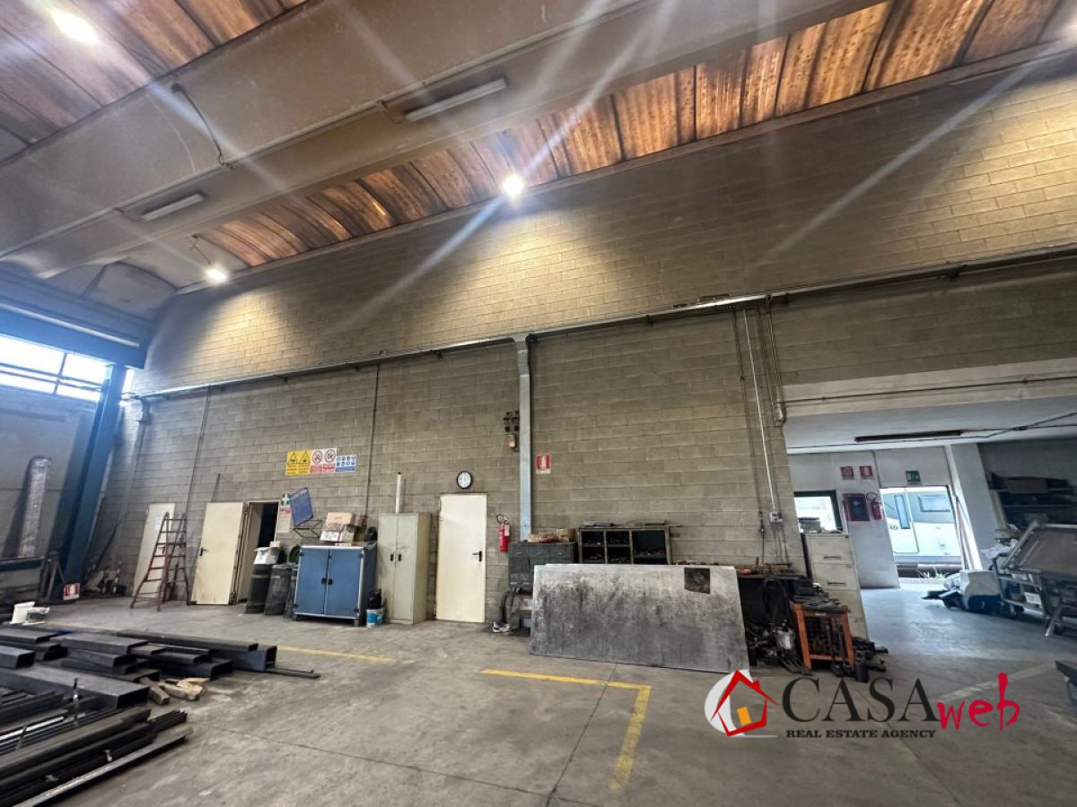 Warehouse for Sale Vaprio d'Adda Milan, Sale Warehouse Vaprio d'Adda