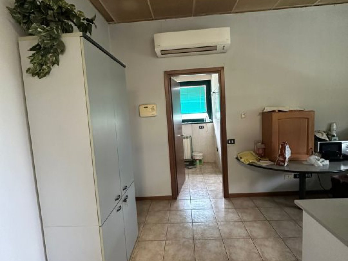 Warehouse for Sale Vaprio d'Adda Milan, Sale Warehouse Vaprio d'Adda