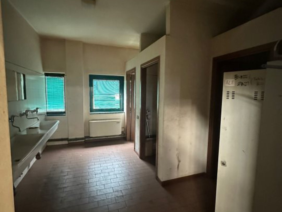 Warehouse for Sale Vaprio d'Adda Milan, Sale Warehouse Vaprio d'Adda