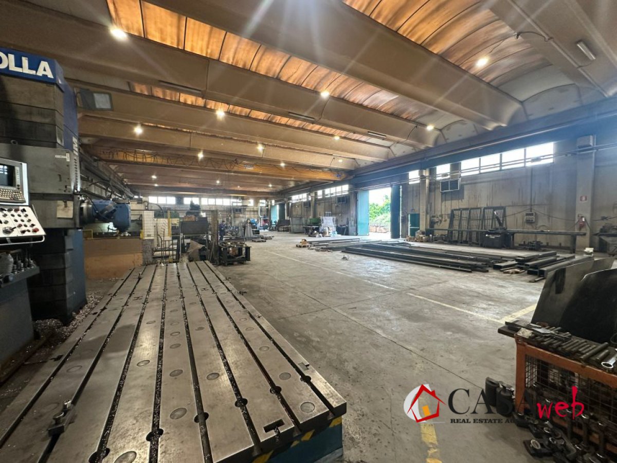 Warehouse for Sale Vaprio d'Adda Milan, Sale Warehouse Vaprio d'Adda
