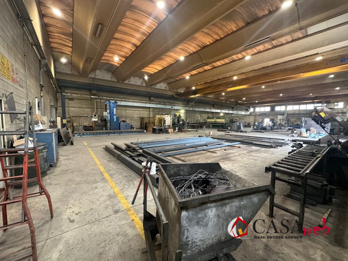 Warehouse for Sale Vaprio d'Adda Milan, Sale Warehouse Vaprio d'Adda