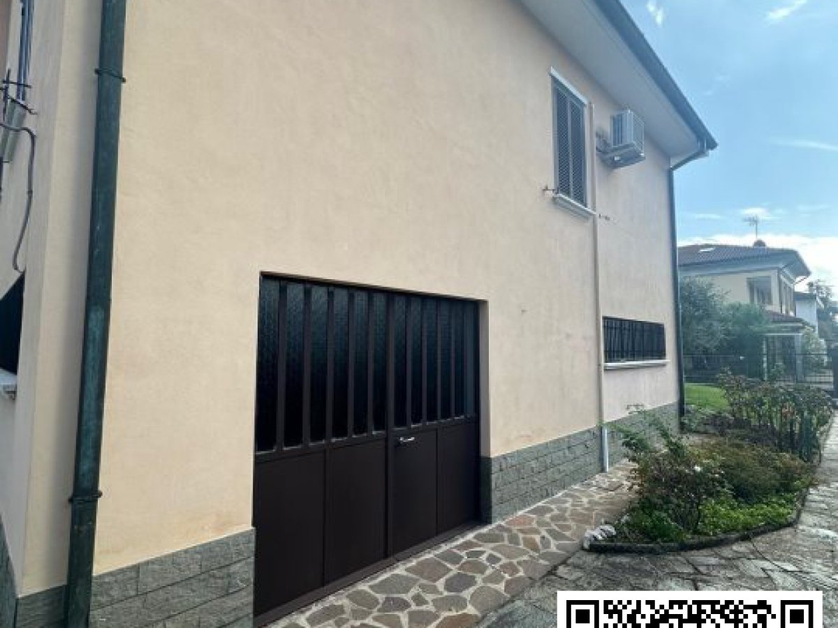 Villa for Sale Bellinzago Lombardo Milan, Sale Villa Bellinzago Lombardo