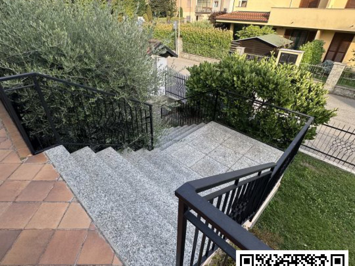 Villa for Sale Bellinzago Lombardo Milan, Sale Villa Bellinzago Lombardo