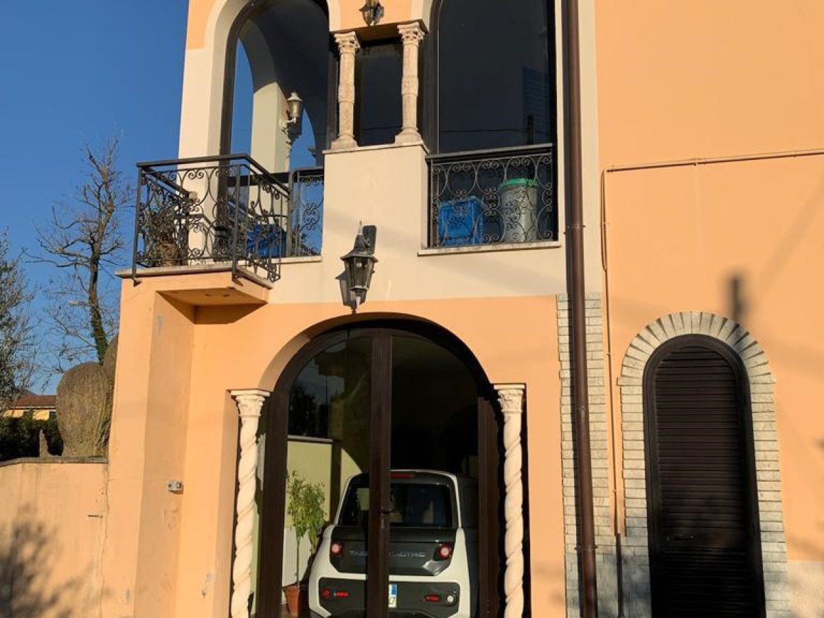 Villa for Sale Capannori Lucca, Sale Villa Segromigno in Monte