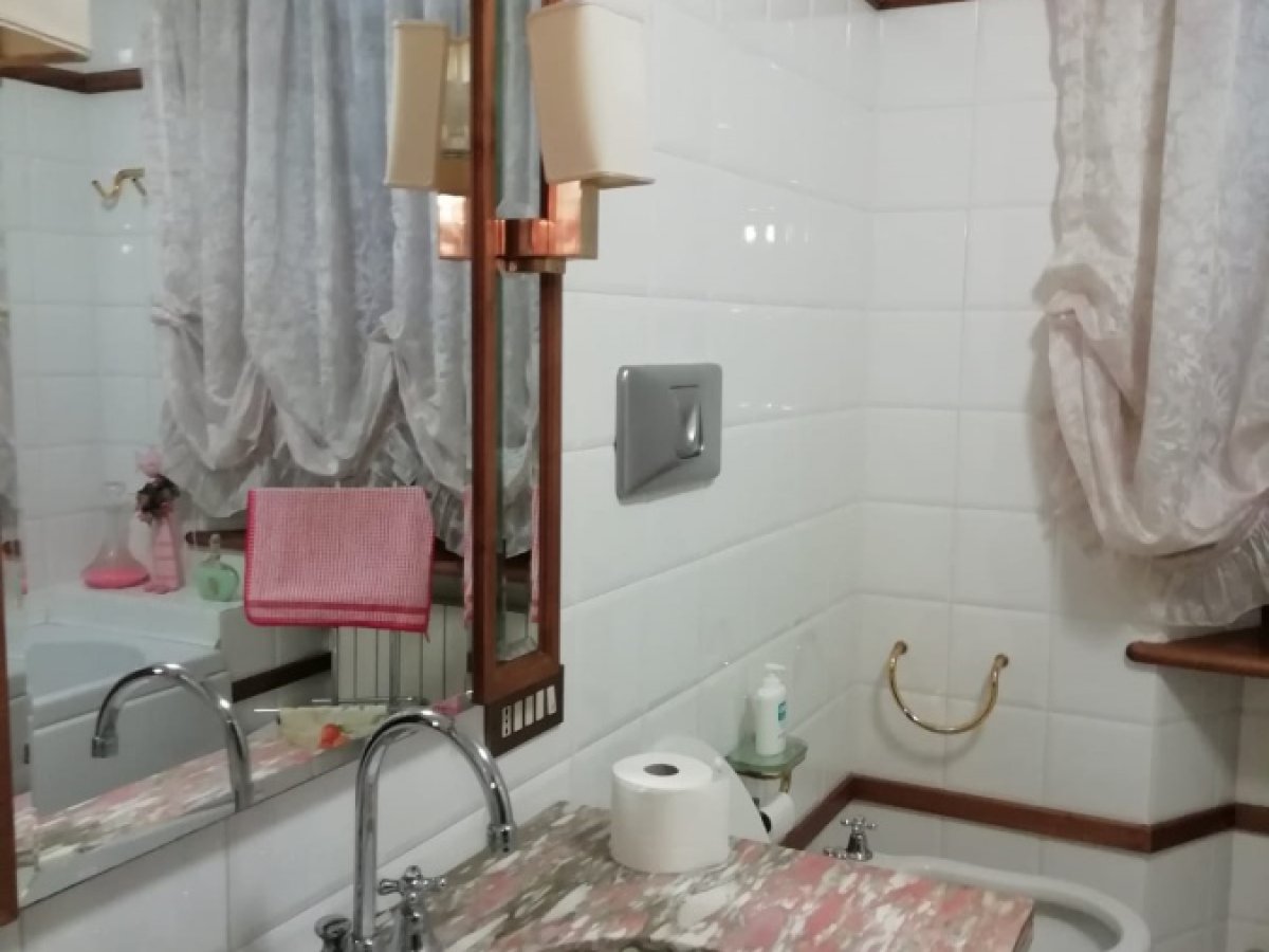 Semi-detached house for Sale Capannori Lucca, Sale Semi-detached house Massa Macinaia