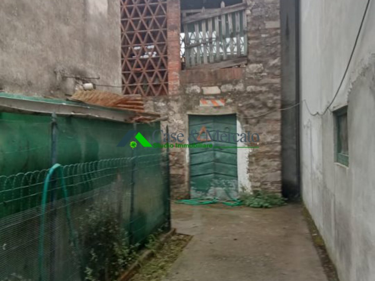 Semi-detached house for Sale Lucca Lucca, Sale Semi-detached house SS. Annunziata