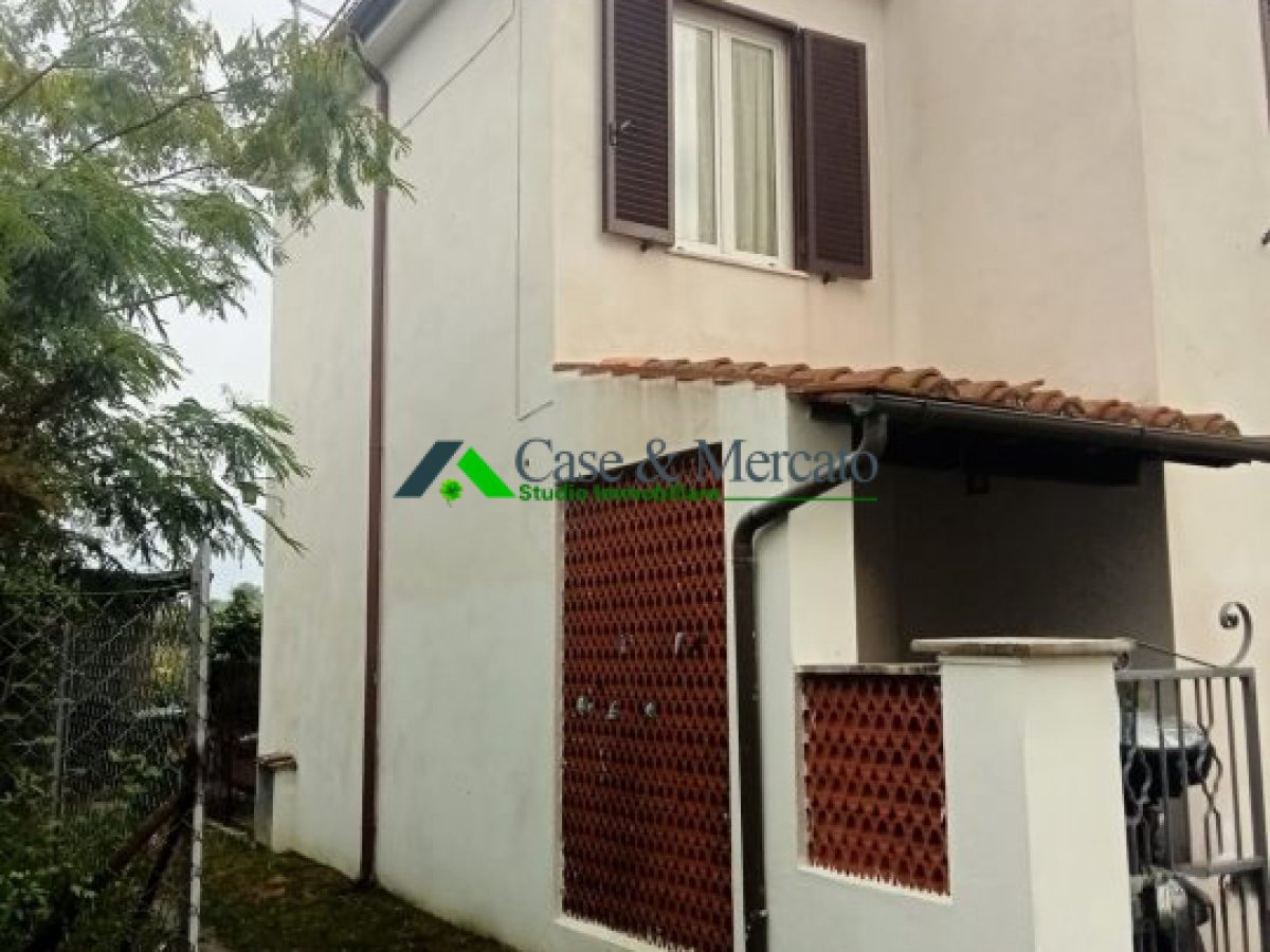 Semi-detached house for Sale Lucca Lucca, Sale Semi-detached house SS. Annunziata