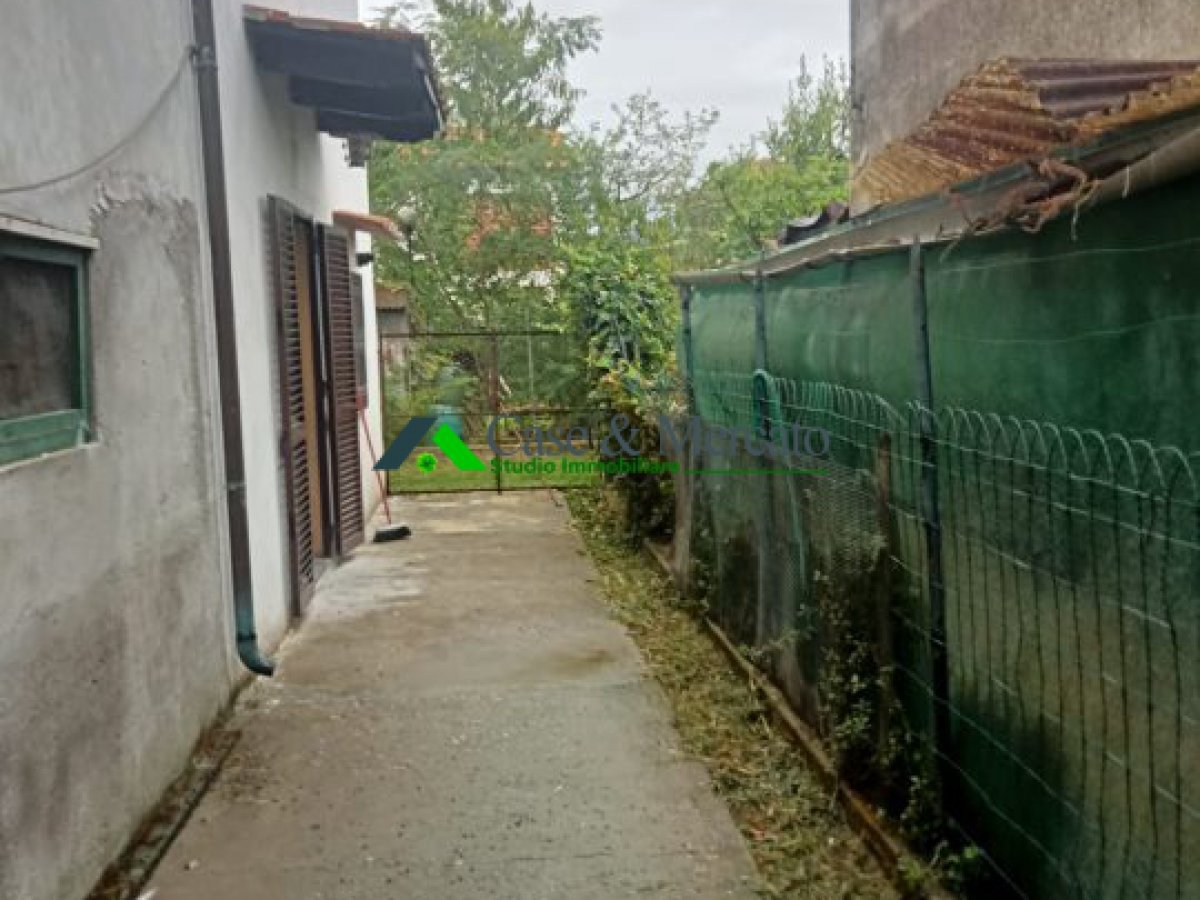 Semi-detached house for Sale Lucca Lucca, Sale Semi-detached house SS. Annunziata