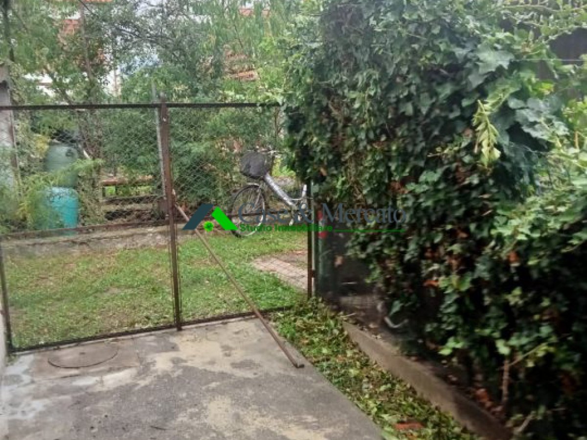 Semi-detached house for Sale Lucca Lucca, Sale Semi-detached house SS. Annunziata