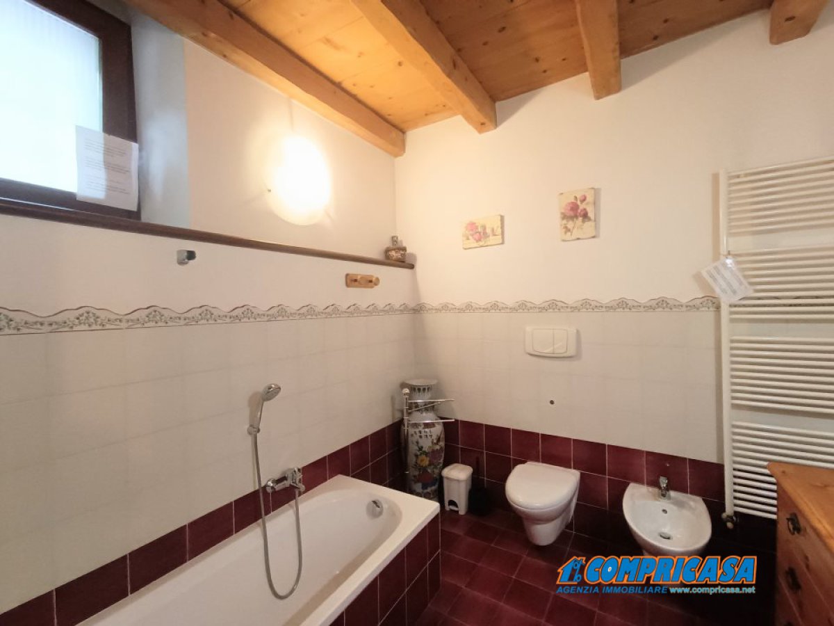 Cottage/Hamlet for Sale Bardolino Verona, Sale Cottage/Hamlet Calmasino