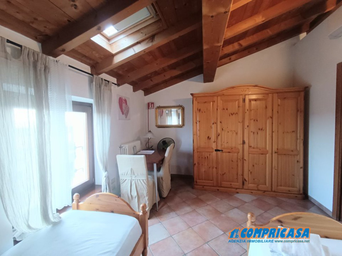 Cottage/Hamlet for Sale Bardolino Verona, Sale Cottage/Hamlet Calmasino