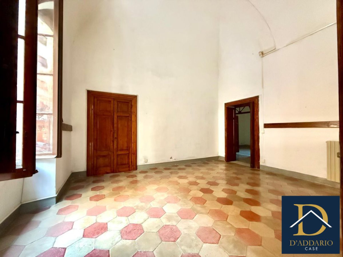 Office/Studio for Rent Taranto Taranto, Rent Office/Studio Borgo