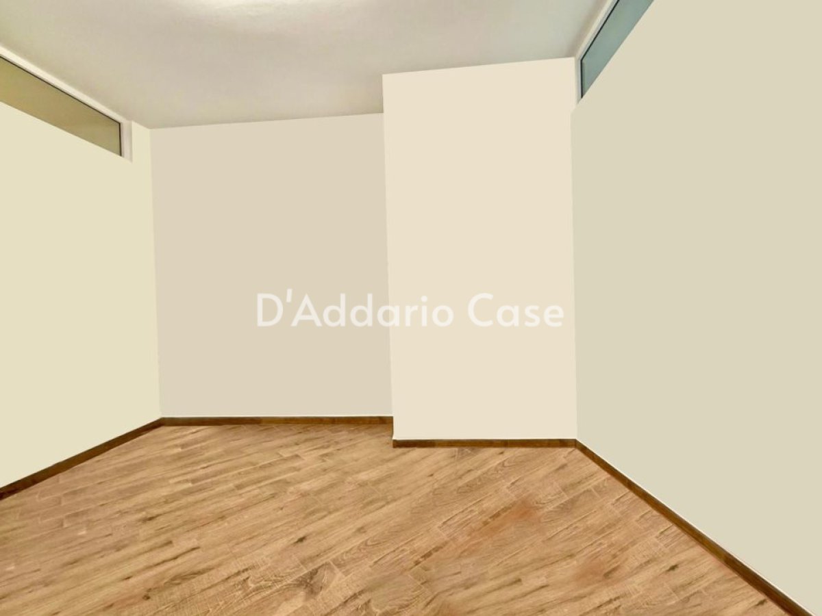 Shop/Commercial space for Sale Taranto Taranto, Sale Shop/Commercial space Borgo