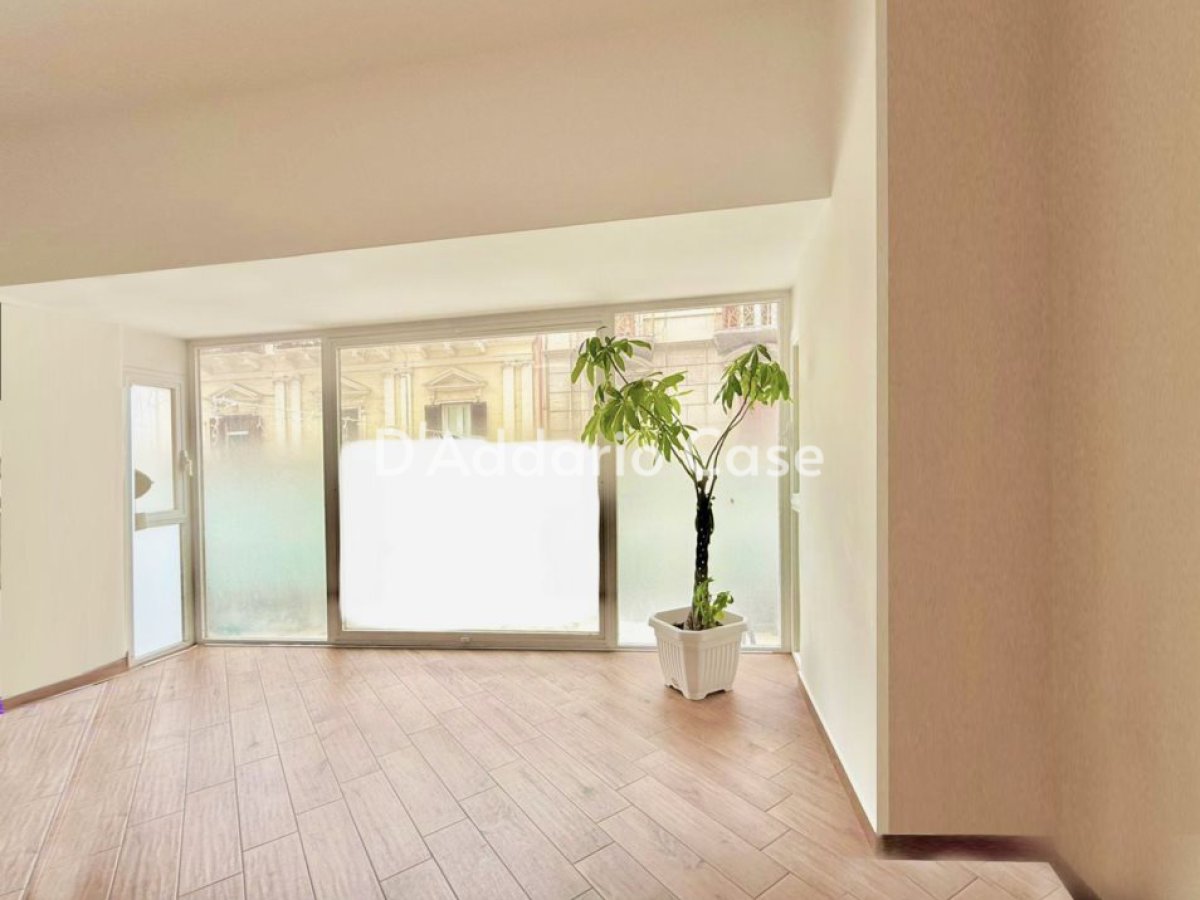 Shop/Commercial space for Sale Taranto Taranto, Sale Shop/Commercial space Borgo