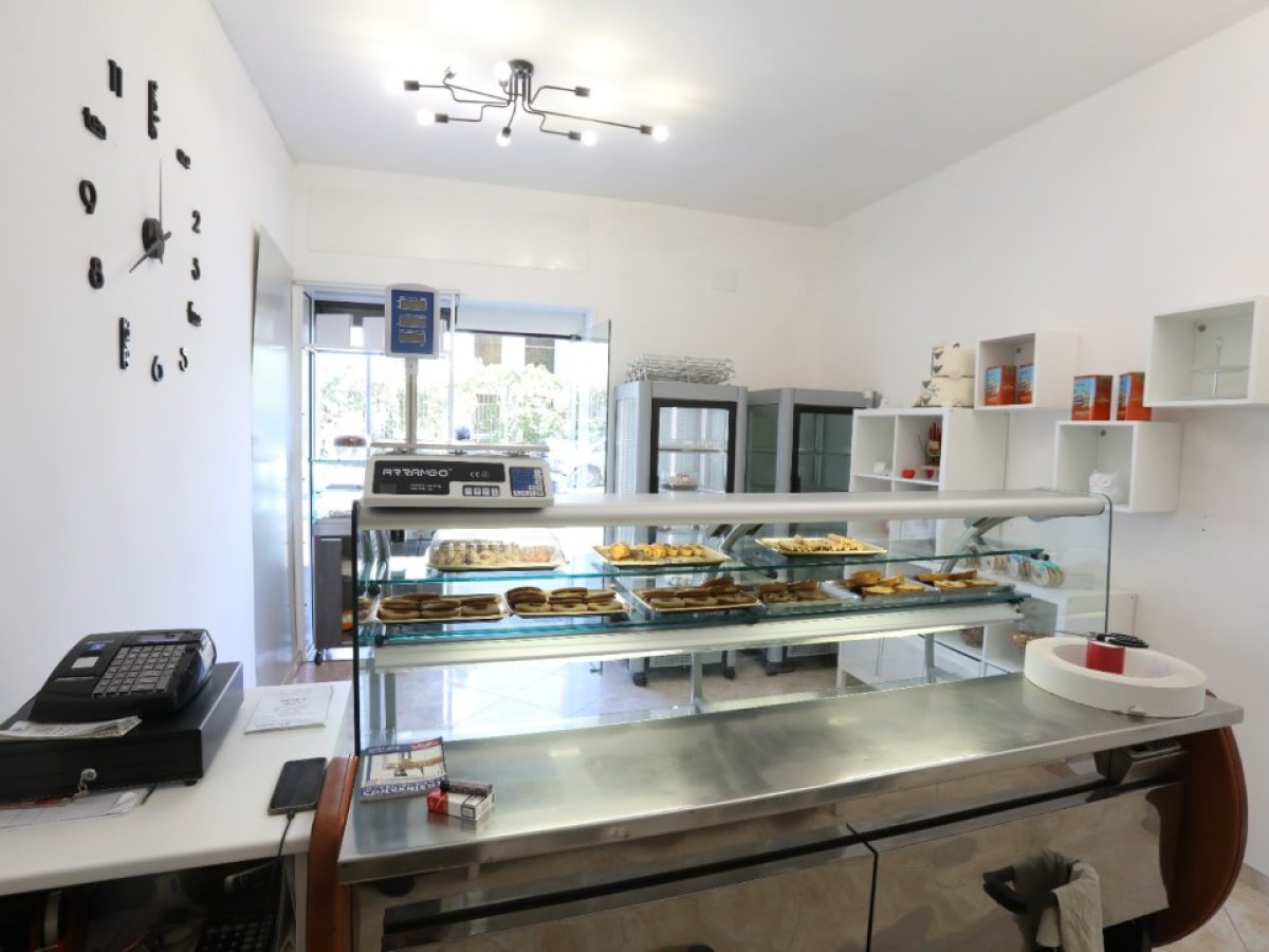 Shop/Commercial space for Rent Napoli Naples, Rent Shop/Commercial space Napoli