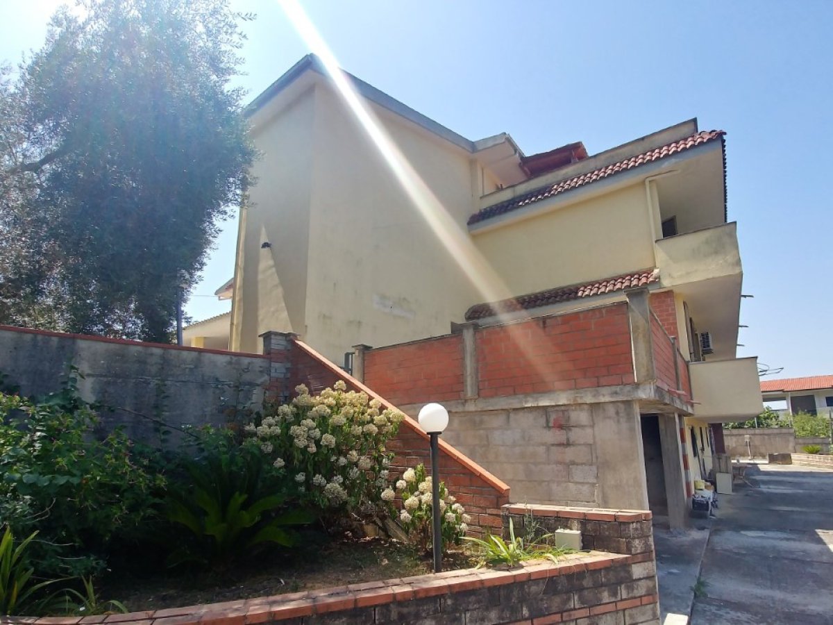 Block of flats/Building for Sale Santi Cosma e Damiano Latina, Sale Block of flats/Building Santi Cosma e Damiano