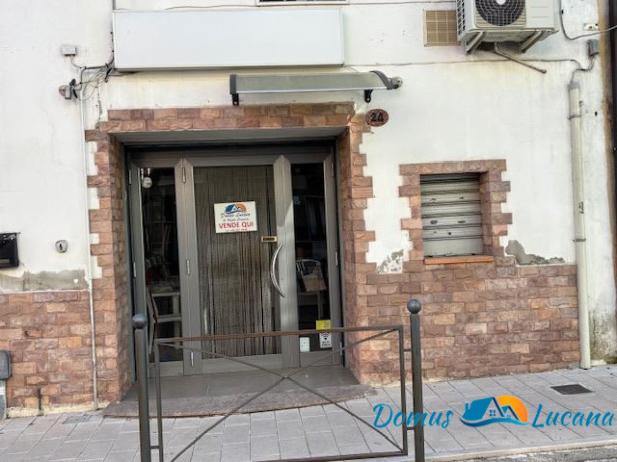 Shop/Commercial space for Sale Pomarico Matera, Sale Shop/Commercial space Pomarico