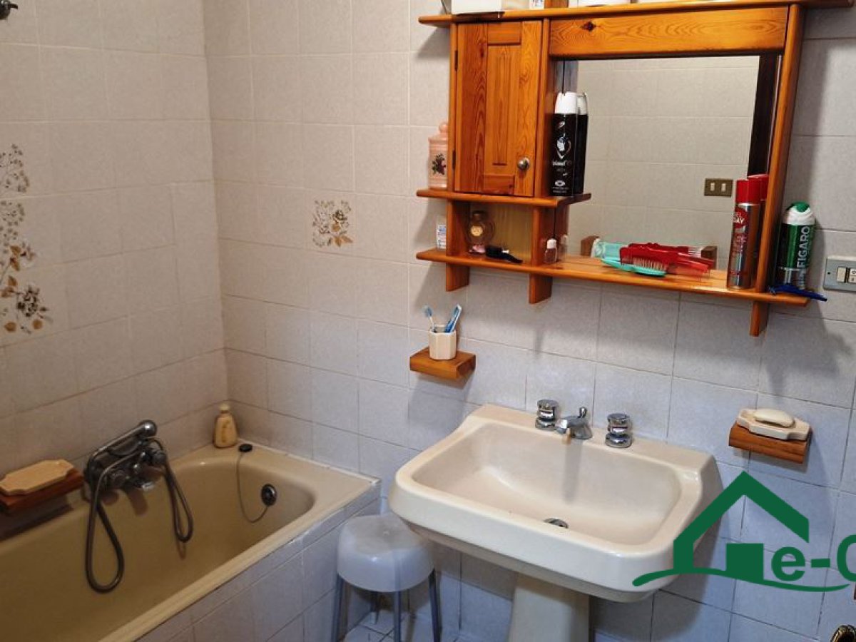 Semi-detached house for Sale Messina Messina, Sale Semi-detached house Messina