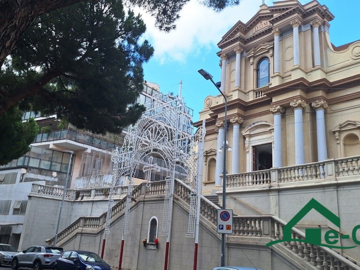 Shop/Commercial space for Sale Messina Messina, Sale Shop/Commercial space Messina