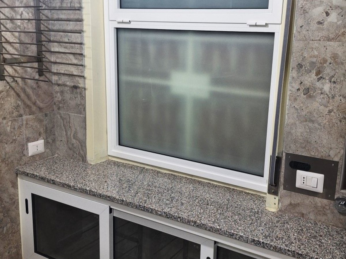 Shop/Commercial space for Sale Messina Messina, Sale Shop/Commercial space Messina