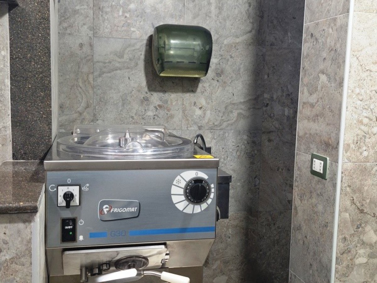 Shop/Commercial space for Sale Messina Messina, Sale Shop/Commercial space Messina