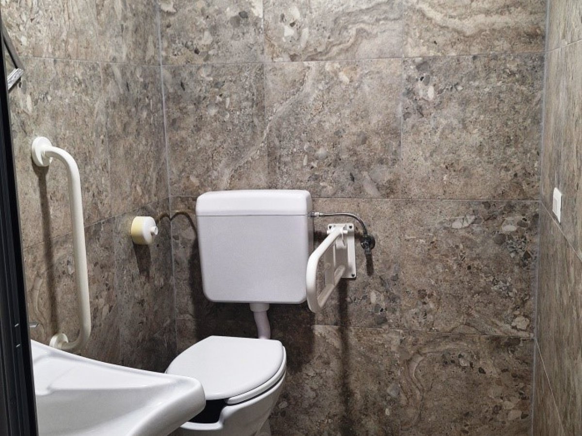 Shop/Commercial space for Sale Messina Messina, Sale Shop/Commercial space Messina