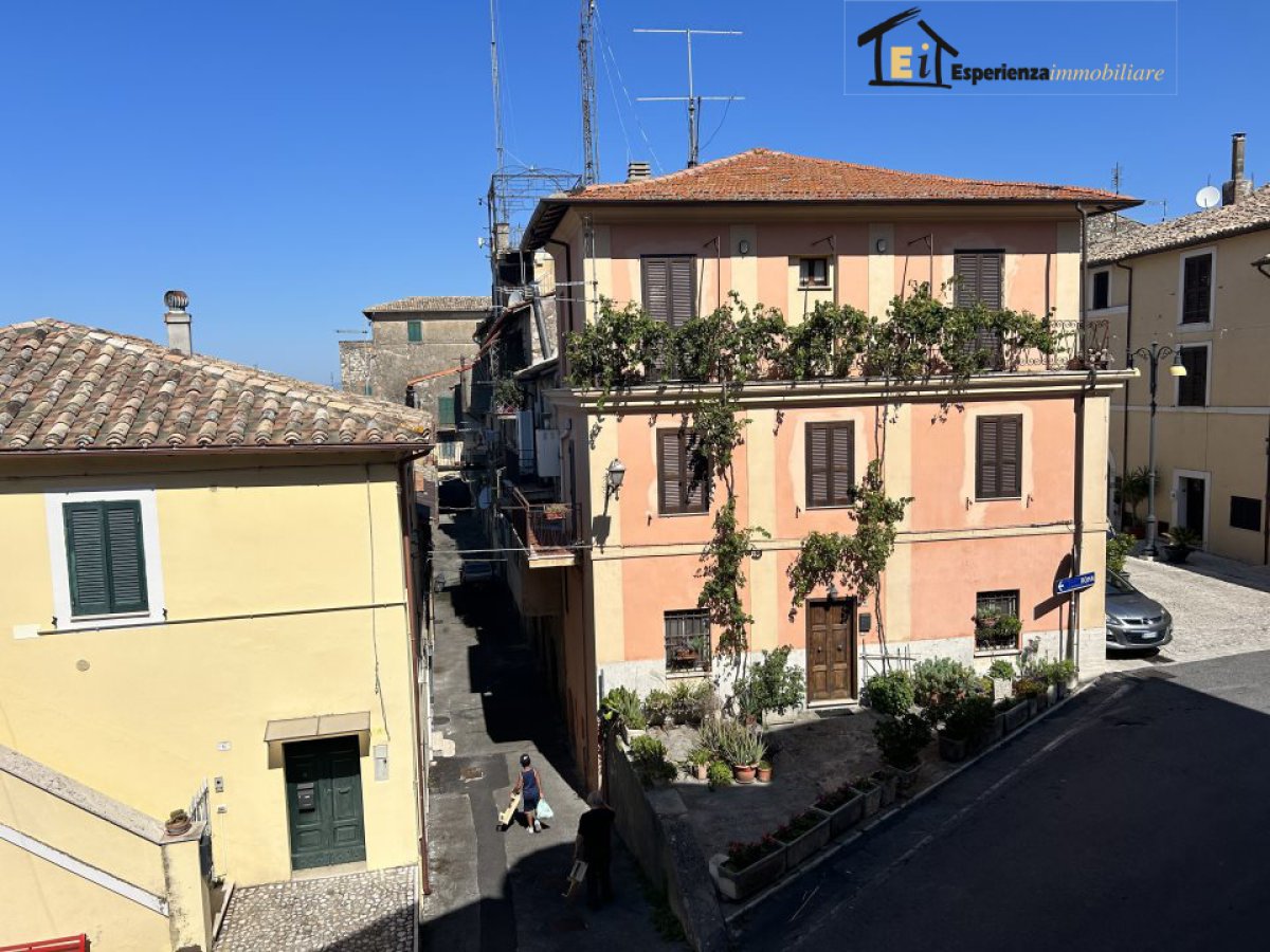 Apartament/Flats for Sale Poggio Catino Rieti, Sale Apartament/Flats Poggio Catino