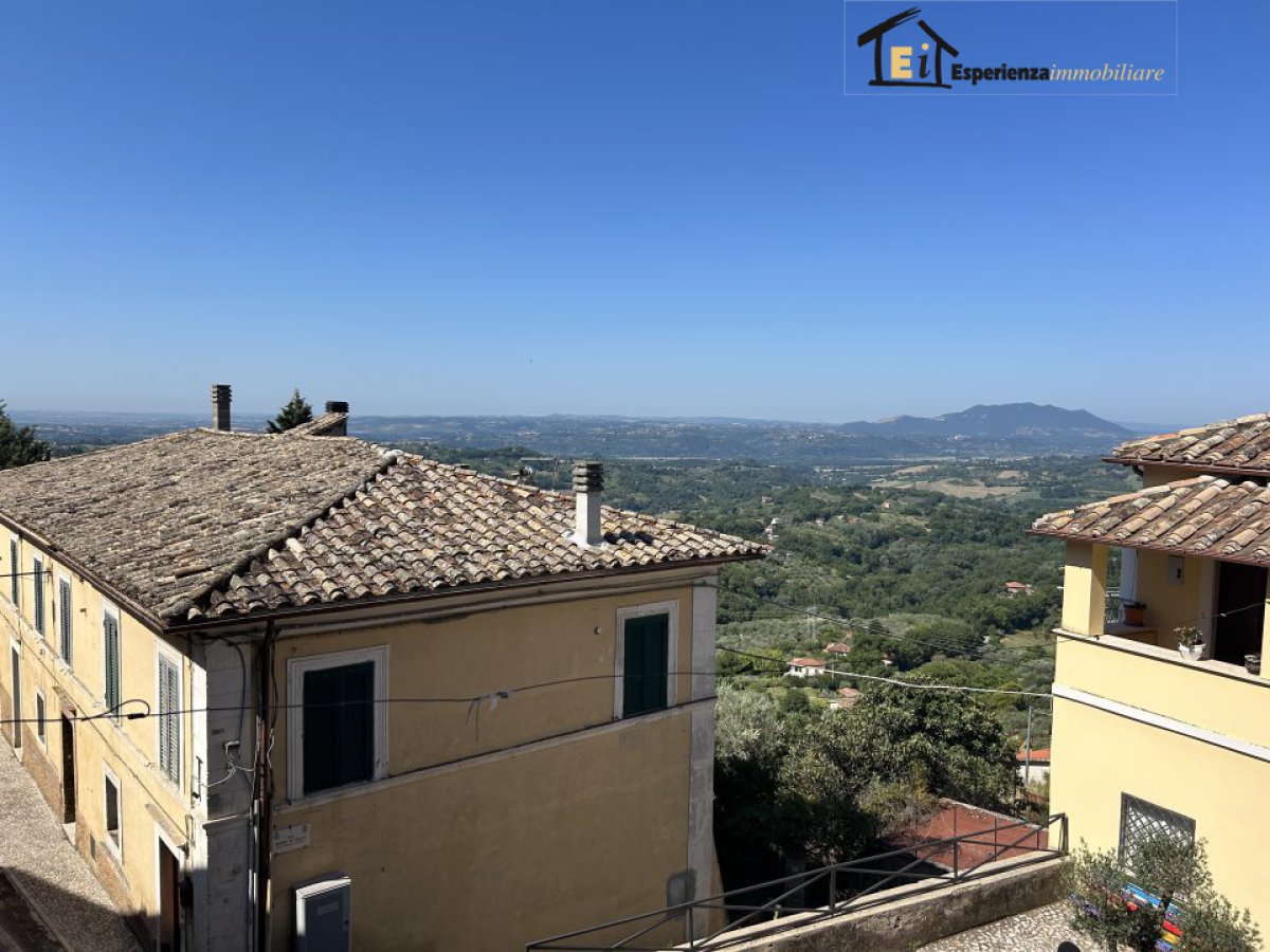 Apartament/Flats for Sale Poggio Catino Rieti, Sale Apartament/Flats Poggio Catino