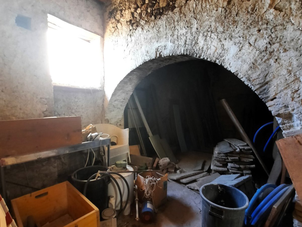 Warehouse for Sale Casperia Rieti, Sale Warehouse Casperia