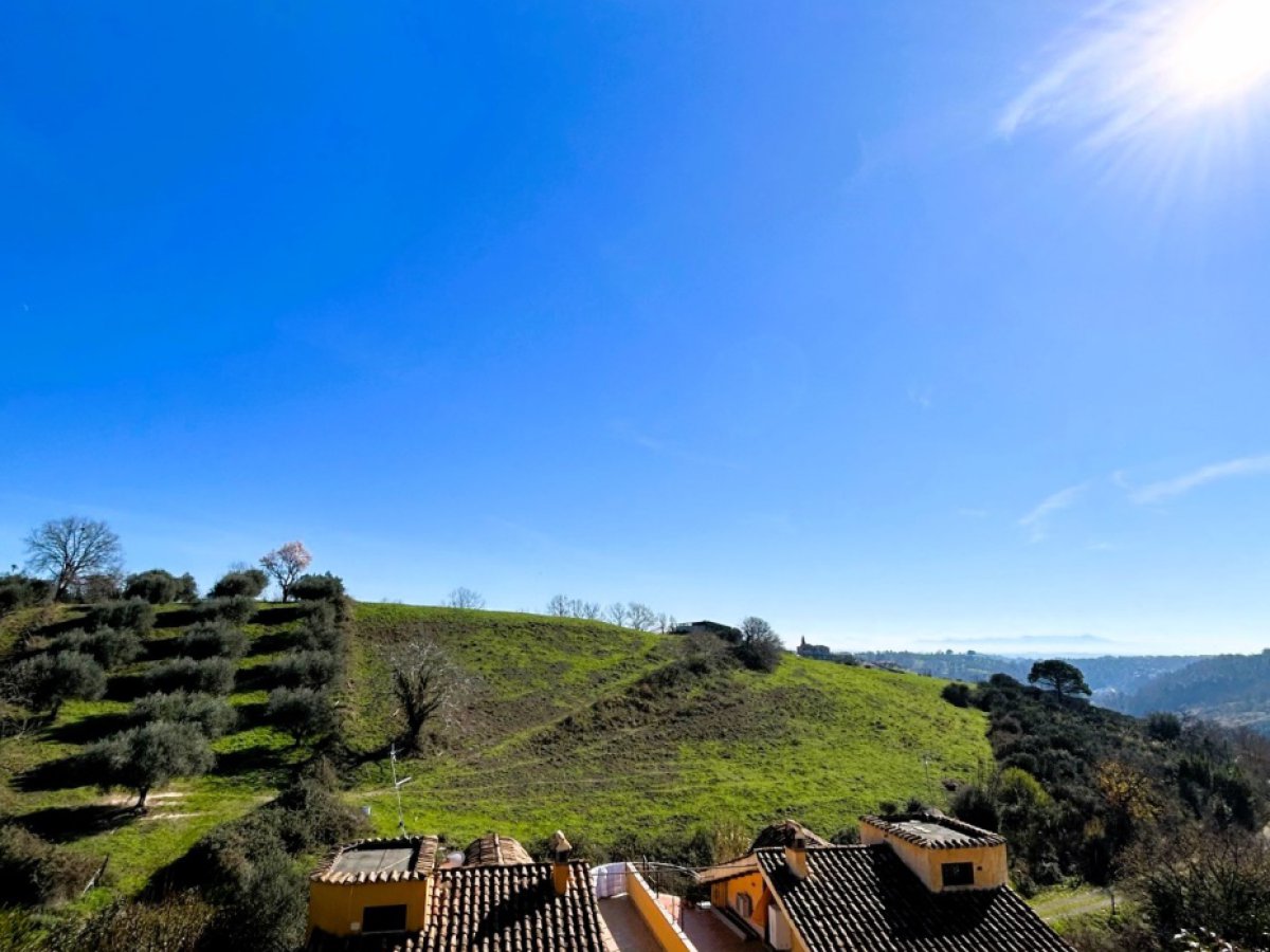 Hotel Room for Sale Castelnuovo di Porto Rome, Sale Hotel Room Castelnuovo di Porto