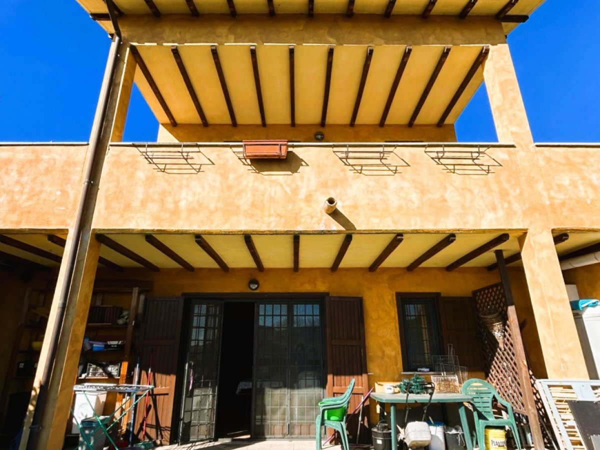 Hotel Room for Sale Castelnuovo di Porto Rome, Sale Hotel Room Castelnuovo di Porto