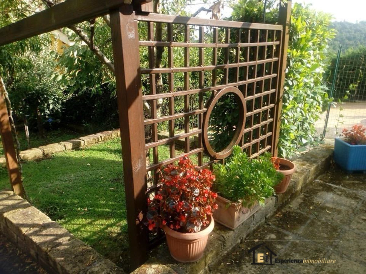 Hotel Room for Sale Castelnuovo di Porto Rome, Sale Hotel Room Castelnuovo di Porto