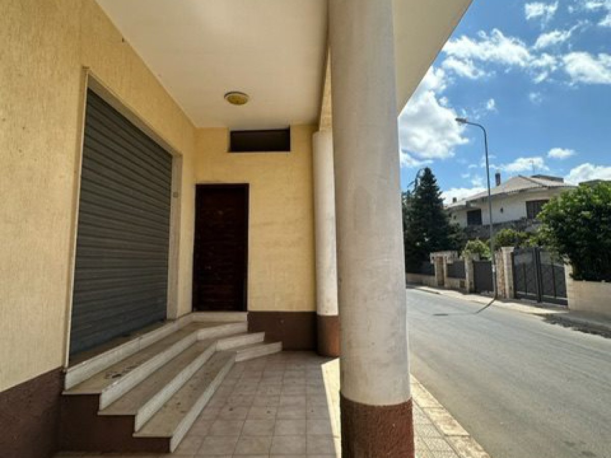 Villa for Sale San Michele Salentino Brindisi, Sale Villa San Michele Salentino