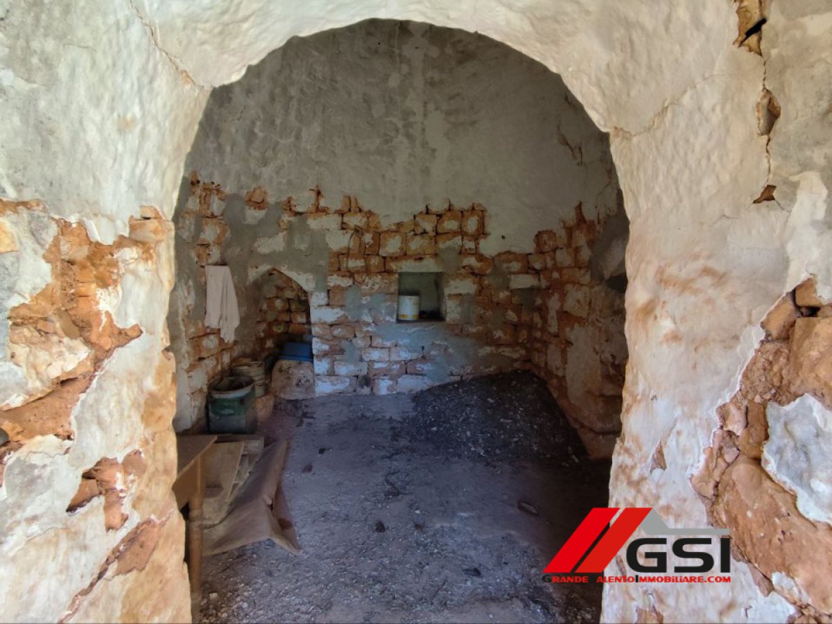 Cottage/Hamlet for Sale Ceglie Messapica Brindisi, Sale Cottage/Hamlet Ceglie Messapica