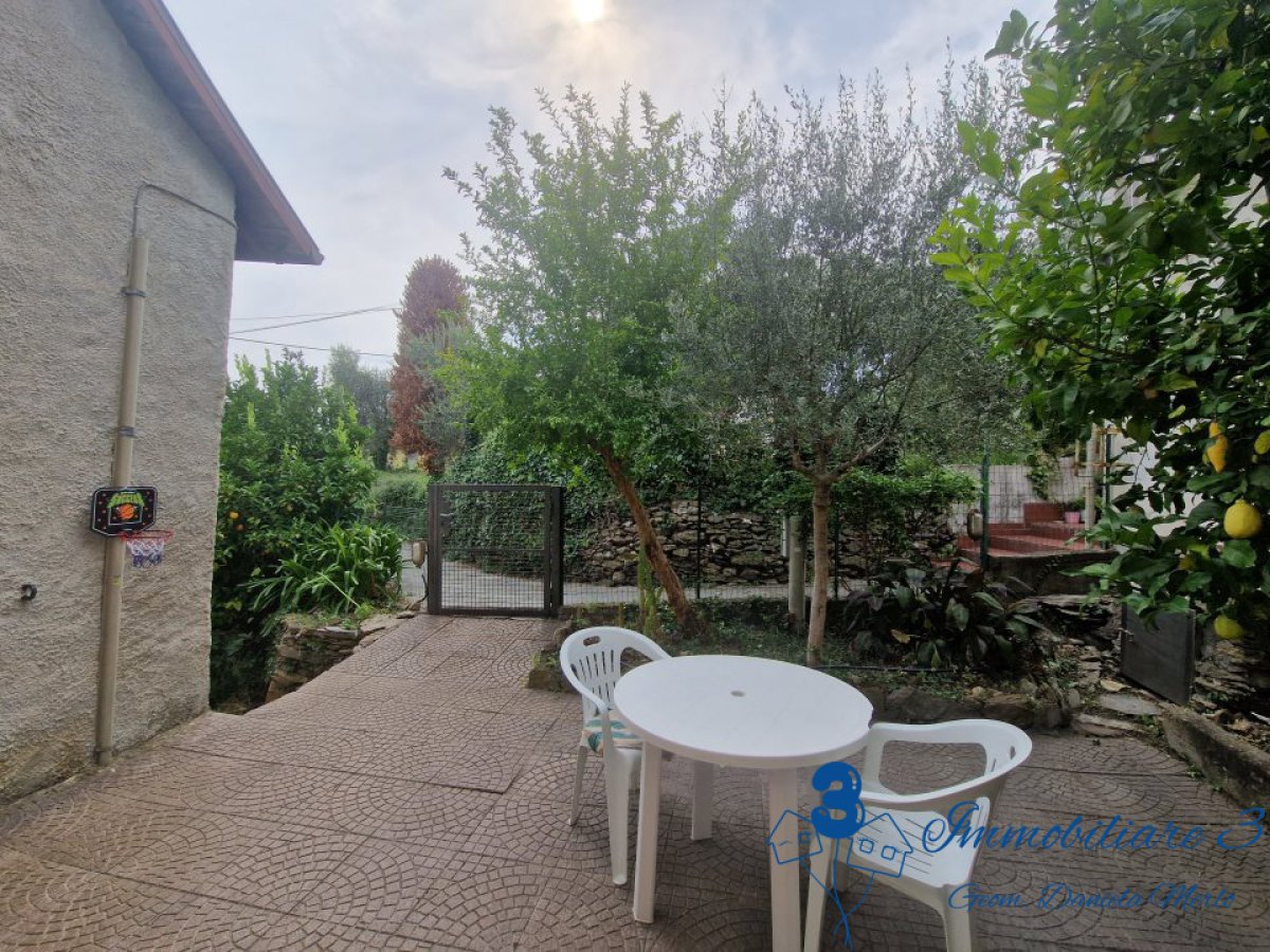 Semi-detached house for Sale Vendone Savona, Sale Semi-detached house Vendone