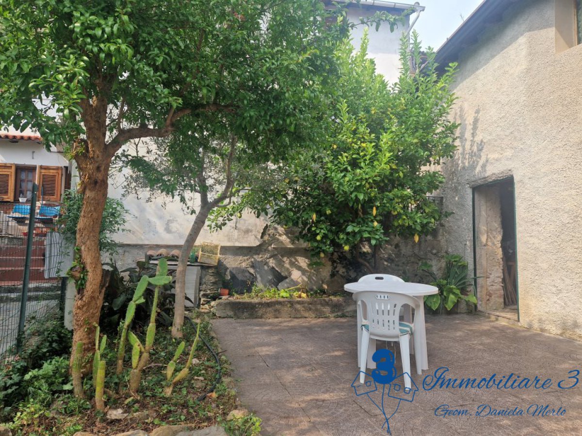 Semi-detached house for Sale Vendone Savona, Sale Semi-detached house Vendone