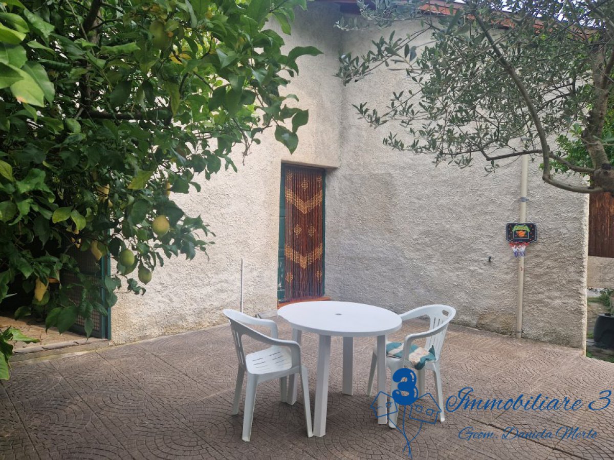 Semi-detached house for Sale Vendone Savona, Sale Semi-detached house Vendone