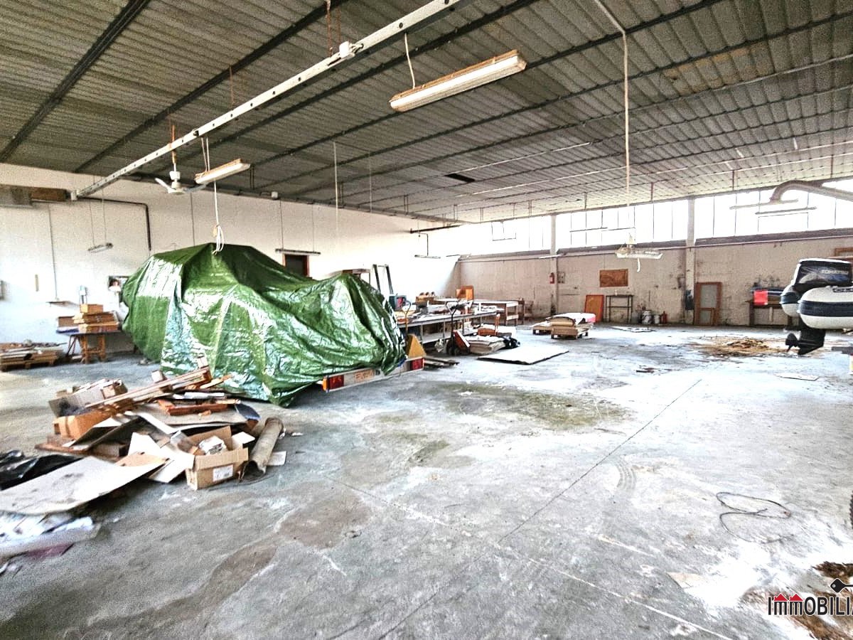 Warehouse for Sale Colle di Val d'Elsa Siena, Sale Warehouse Colle di Val d'Elsa
