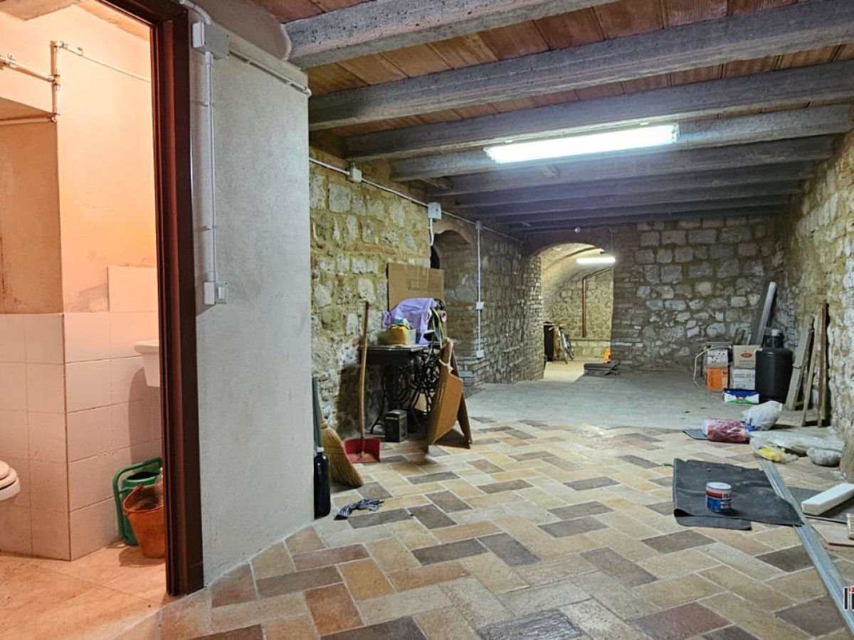 Warehouse for Sale Colle di Val d'Elsa Siena, Sale Warehouse Colle di Val d'Elsa