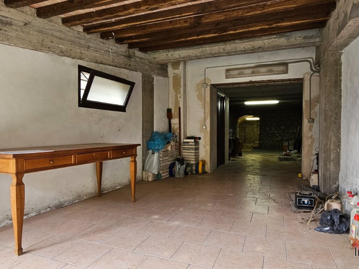 Warehouse for Sale Colle di Val d'Elsa Siena, Sale Warehouse Colle di Val d'Elsa