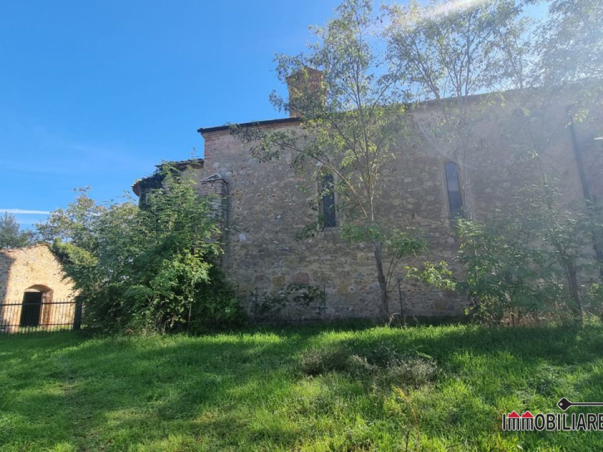 Warehouse for Sale San Gimignano Siena, Sale Warehouse San Gimignano
