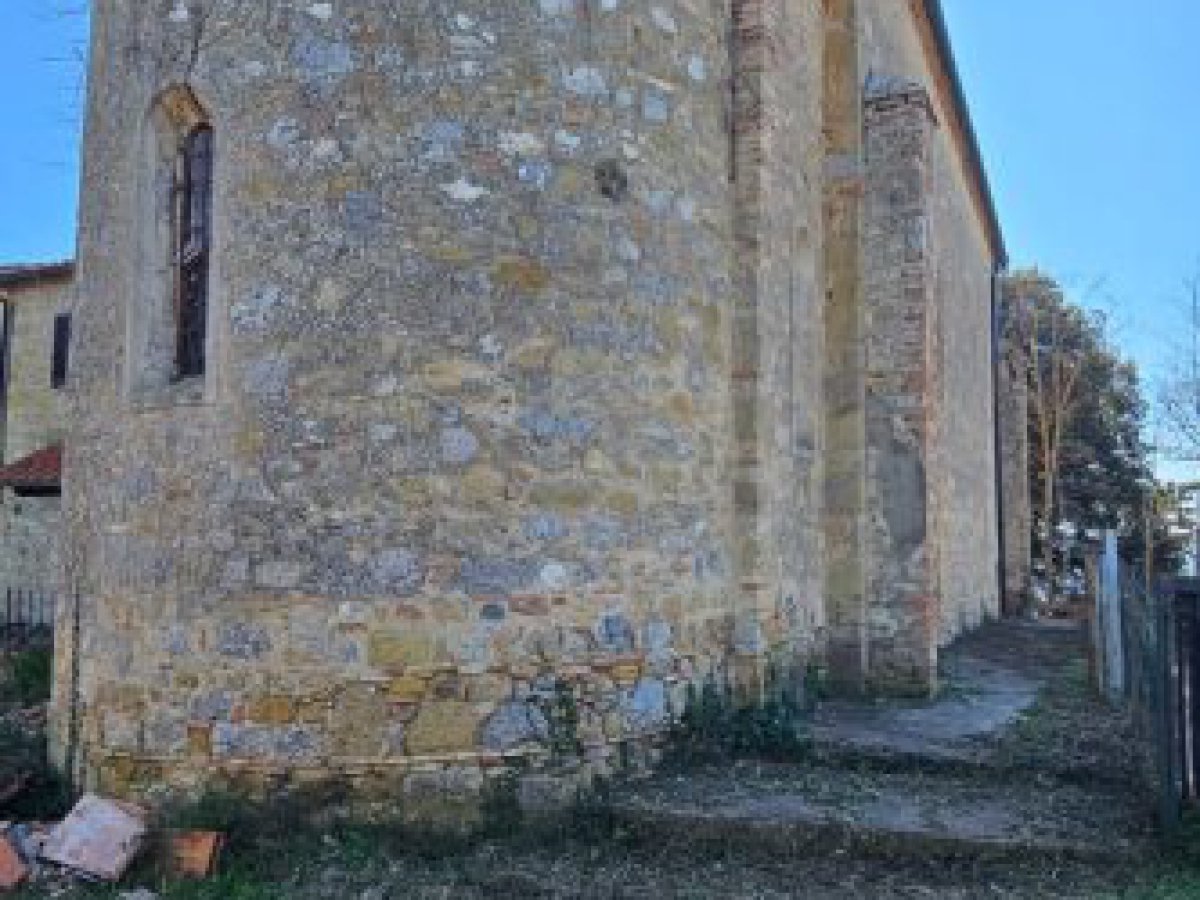 Warehouse for Sale San Gimignano Siena, Sale Warehouse San Gimignano