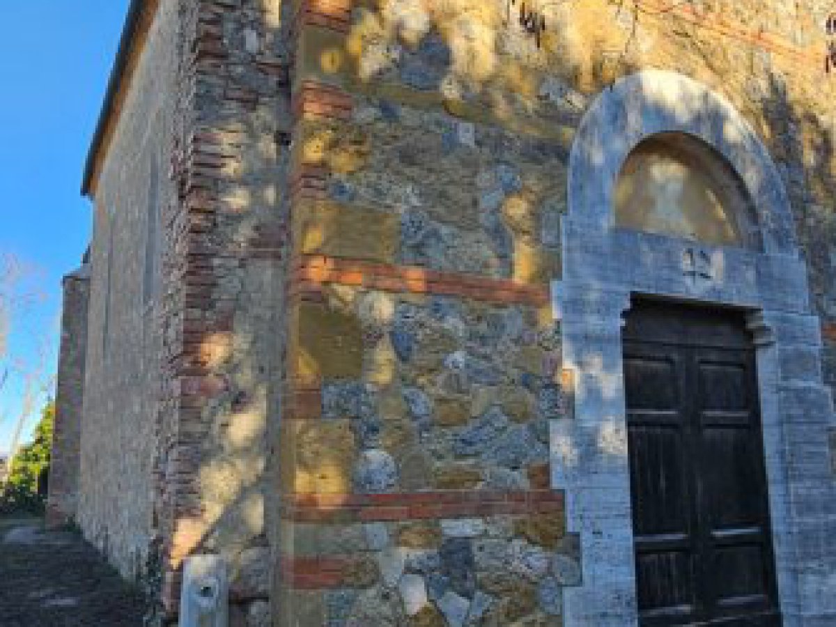 Warehouse for Sale San Gimignano Siena, Sale Warehouse San Gimignano