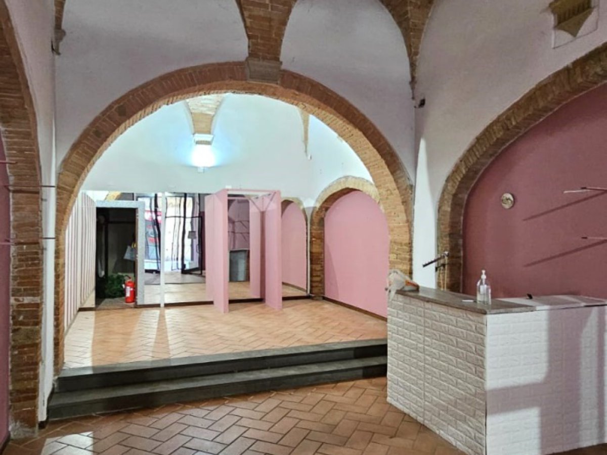 Shop/Commercial space for Sale Colle di Val d'Elsa Siena, Sale Shop/Commercial space Colle di Val d'Elsa