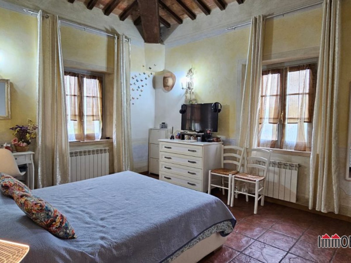 Cottage/Hamlet for Sale Poggibonsi Siena, Sale Cottage/Hamlet Poggibonsi