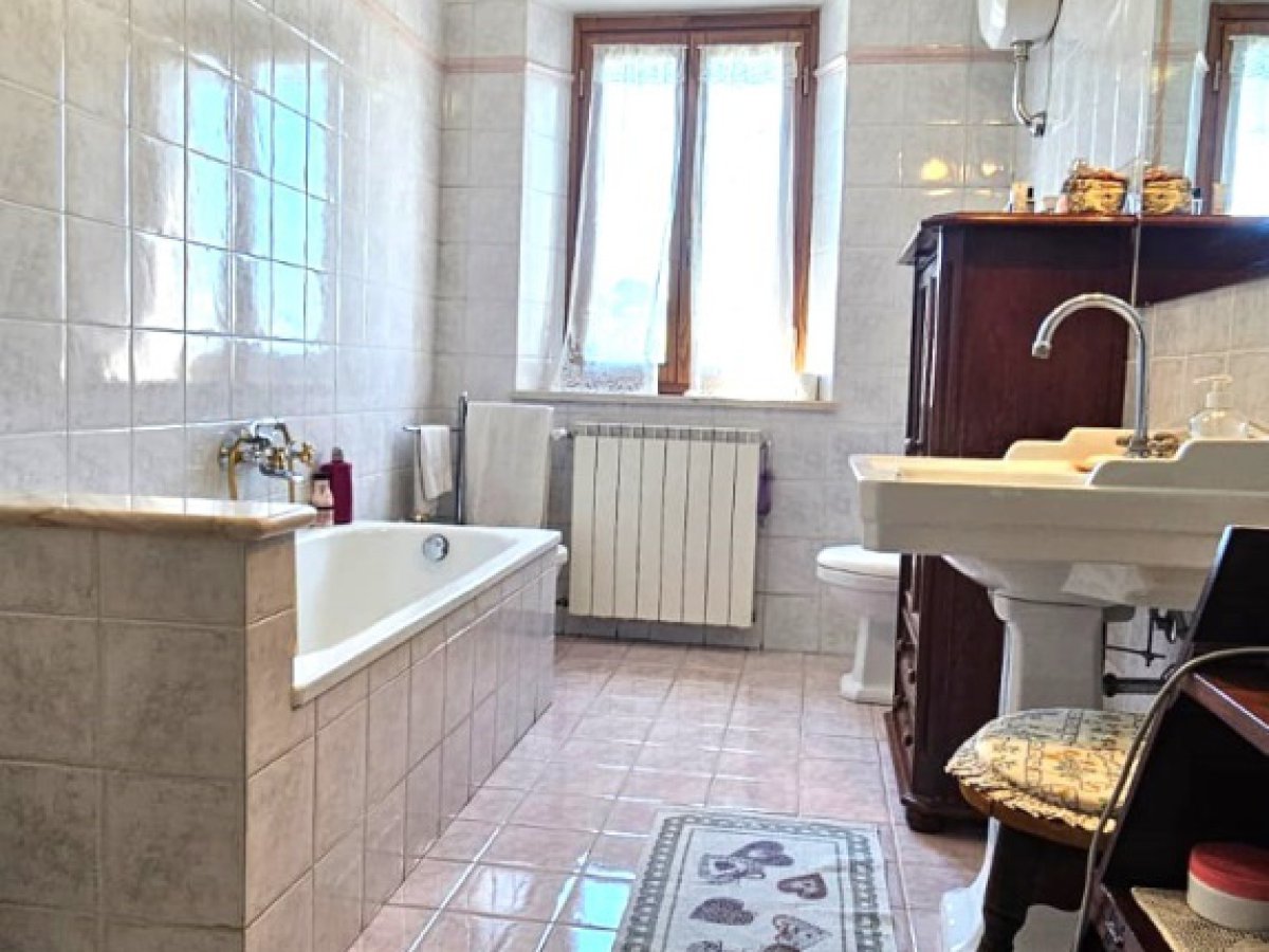 Cottage/Hamlet for Sale Poggibonsi Siena, Sale Cottage/Hamlet Poggibonsi