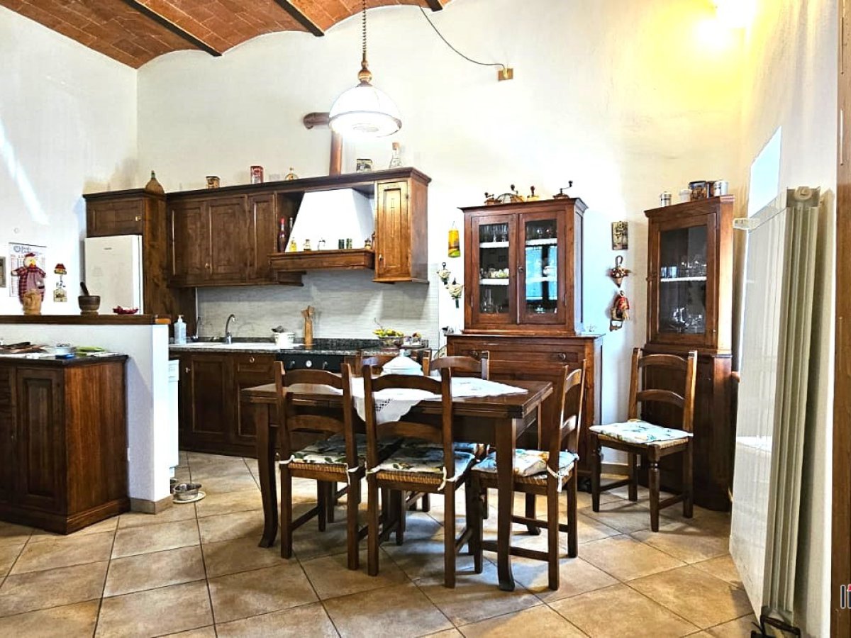 Cottage/Hamlet for Sale Poggibonsi Siena, Sale Cottage/Hamlet Poggibonsi